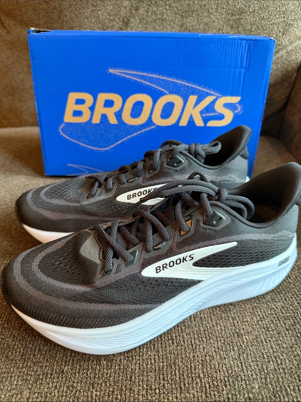 Brooks Ghost 18